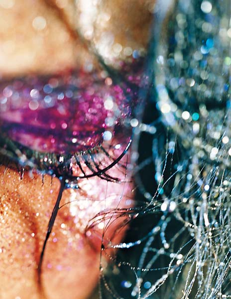 fig.: Makeup Art Cosmetics by Marilyn Minter for MAC Cosmetics, Fall 2009. 