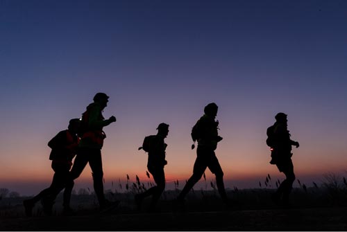 Impression of the walk event '24 Stunden Burgenland Extrem' at lake Neusiedl in Austria and Hungary. The walk happens this year on 24 January. Photo: © NTG.